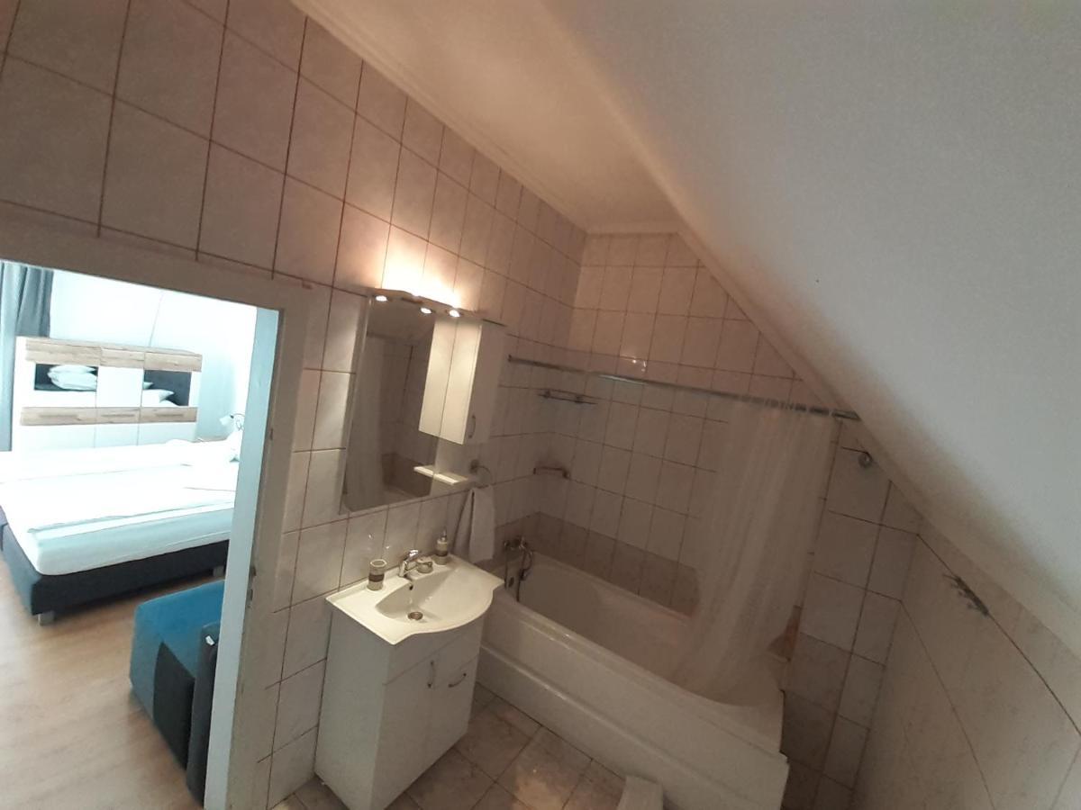 Valiapart Oradea Exteriör bild